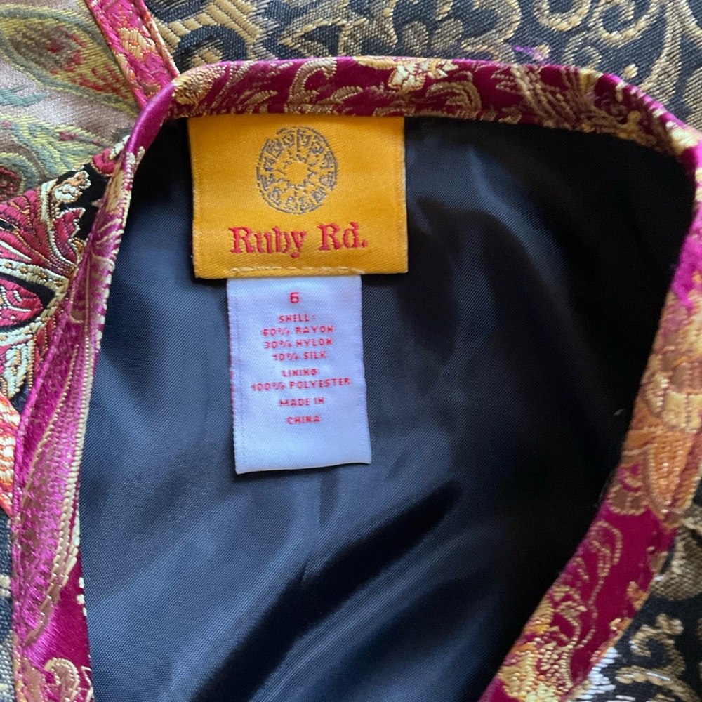 Vintage Ruby Rd Patchwork Tapestry Vest With Pock… - image 7